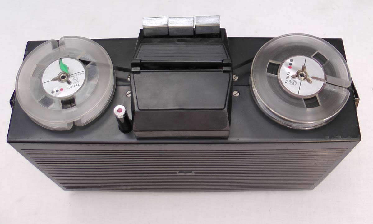 Philips N 4200 portable reel to reel recorder